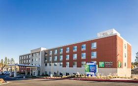 Holiday Inn Express & Suites - Bend South By Ihg